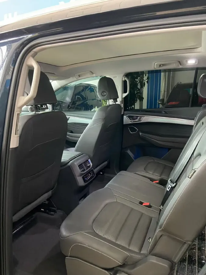 2022 Volkswagen Talagon 2.0T 220HP L4 7DCT,autocango,china used car exporter,china ev exporter,chinese used car exporter,chinese used ev exporter