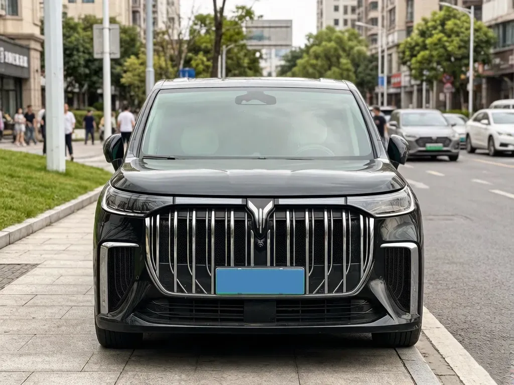 2022 Voyah Dream 1.5T 136HP L4 PHEV 25.57KWH,autocango,china used car exporter,china ev exporter,chinese used car exporter,chinese used ev exporter