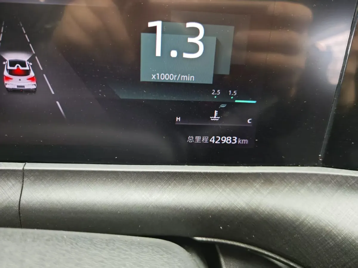 2022 ChangAn UNI-T 1.5T 188HP L4 7DCT,autocango,china used car exporter,china ev exporter,chinese used car exporter,chinese used ev exporter