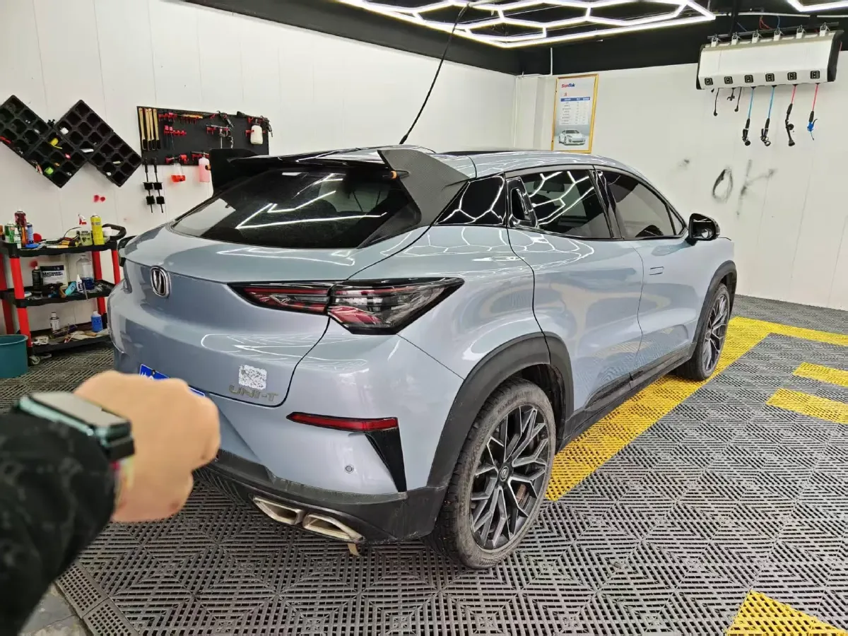 2022 ChangAn UNI-T 1.5T 188HP L4 7DCT,autocango,china used car exporter,china ev exporter,chinese used car exporter,chinese used ev exporter