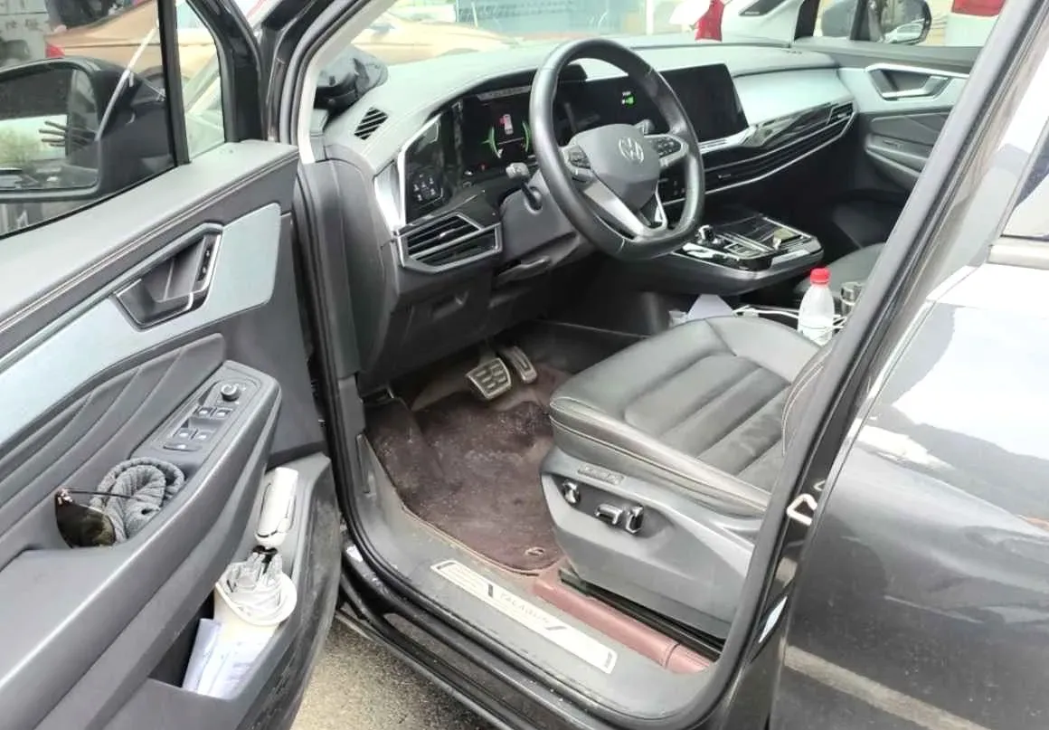 2022 Volkswagen Talagon 2.0T 220HP L4 7DCT,autocango,china used car exporter,china ev exporter,chinese used car exporter,chinese used ev exporter