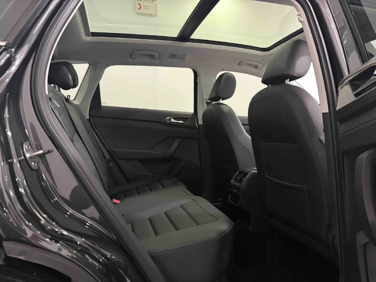 2022 MAXUS XinTu V90 2.0T 150HP L4 6AT,autocango,china used car exporter,china ev exporter,chinese used car exporter,chinese used ev exporter