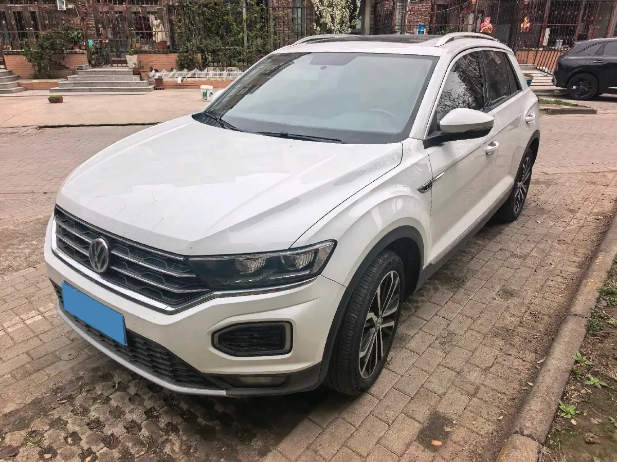 2019 Volkswagen T-Roc 1.4T 150HP L4 7DCT,autocango,china used car exporter,china ev exporter,chinese used car exporter,chinese used ev exporter