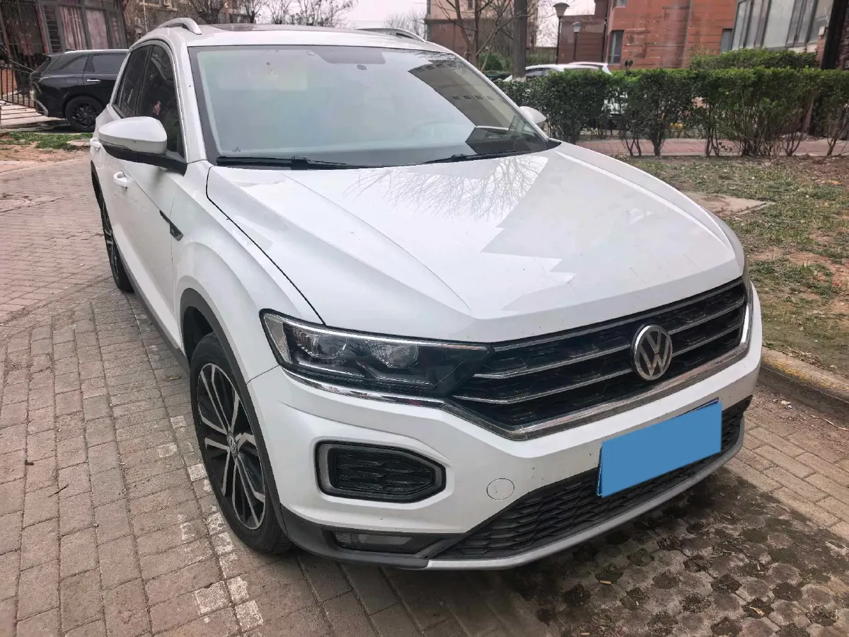 2019 Volkswagen T-Roc 1.4T 150HP L4 7DCT,autocango,china used car exporter,china ev exporter,chinese used car exporter,chinese used ev exporter