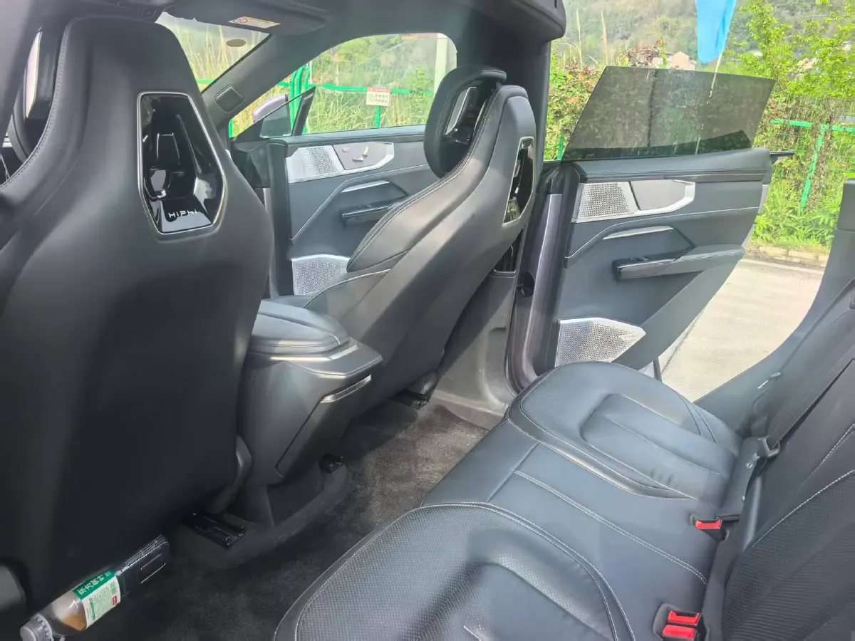 2023 HiPhi Y BEV 76.6KWH,autocango,china used car exporter,china ev exporter,chinese used car exporter,chinese used ev exporter