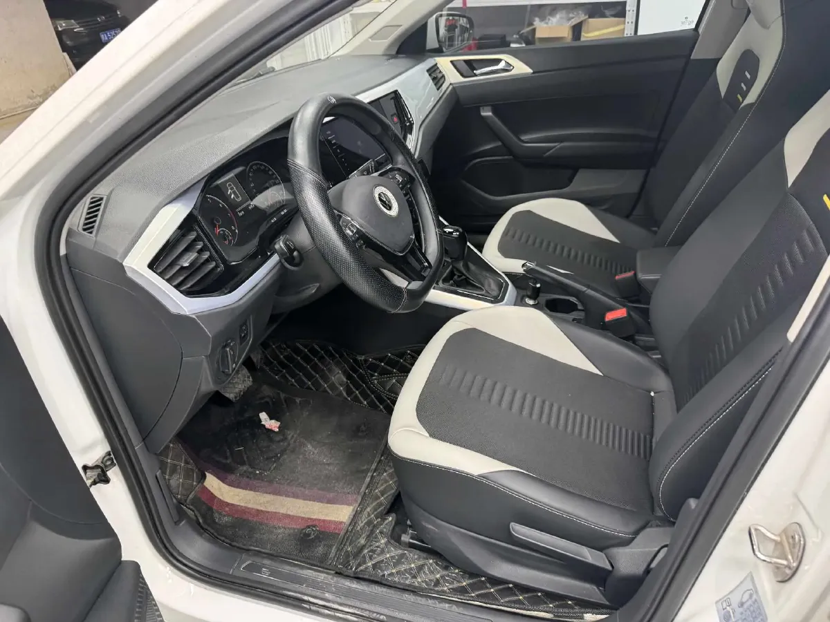 2021 Haval H6 1.5T 169HP L4 7DCT,autocango,china used car exporter,china ev exporter,chinese used car exporter,chinese used ev exporter