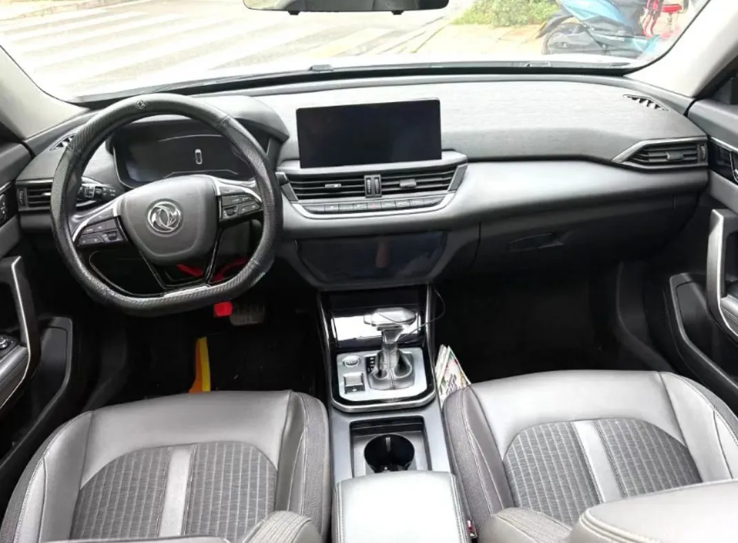 2020 DongFeng Aeolus YiXuan 1.5T 150HP L4 6DCT,autocango,china used car exporter,china ev exporter,chinese used car exporter,chinese used ev exporter