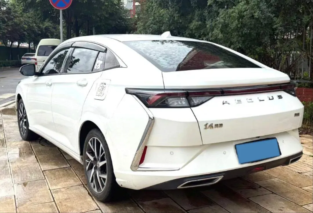 2020 DongFeng Aeolus YiXuan 1.5T 150HP L4 6DCT,autocango,china used car exporter,china ev exporter,chinese used car exporter,chinese used ev exporter