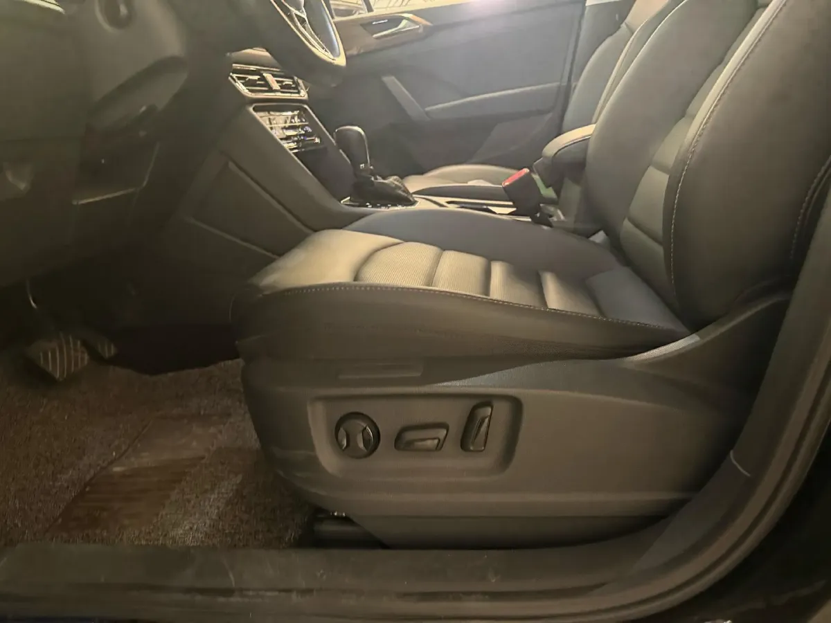 2022 Volkswagen Tharu 1.4T 150HP L4 7DCT,autocango,china used car exporter,china ev exporter,chinese used car exporter,chinese used ev exporter