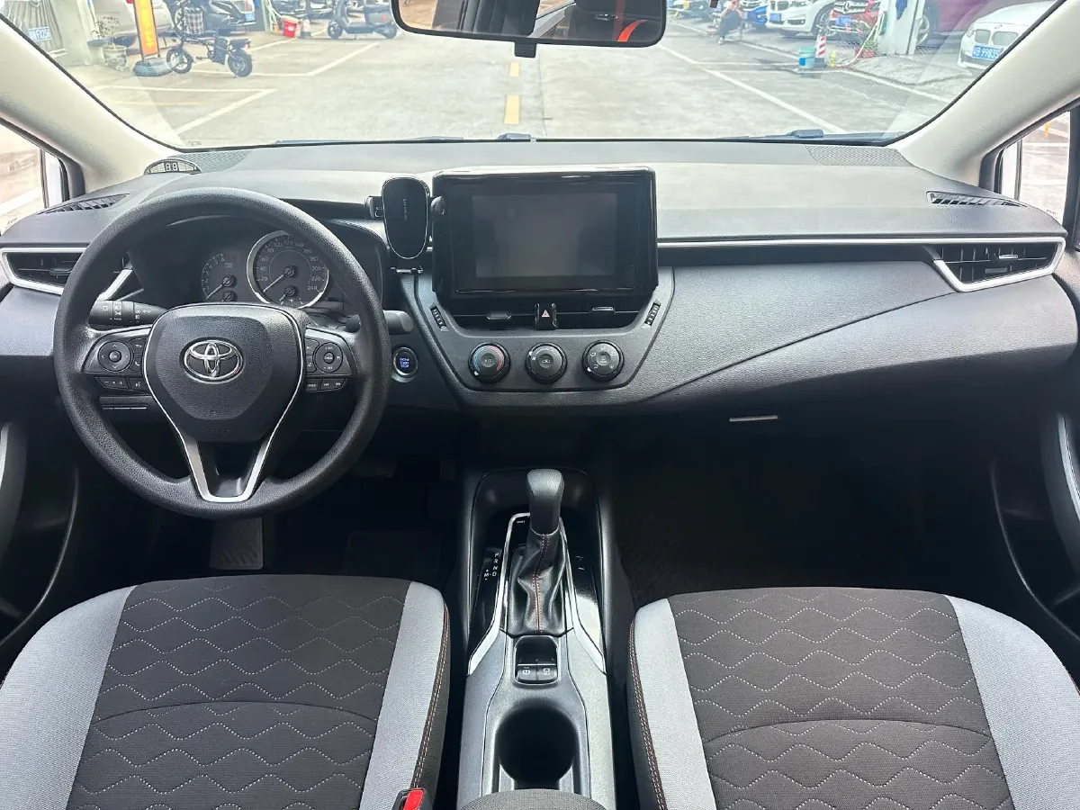 2023 Toyota Corolla 1.2T 116HP L4 CVT,autocango,china used car exporter,china ev exporter,chinese used car exporter,chinese used ev exporter