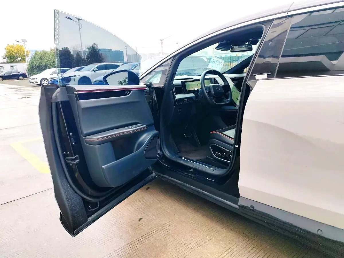 2021 HiPhi X BEV 97KWH,autocango,china used car exporter,china ev exporter,chinese used car exporter,chinese used ev exporter