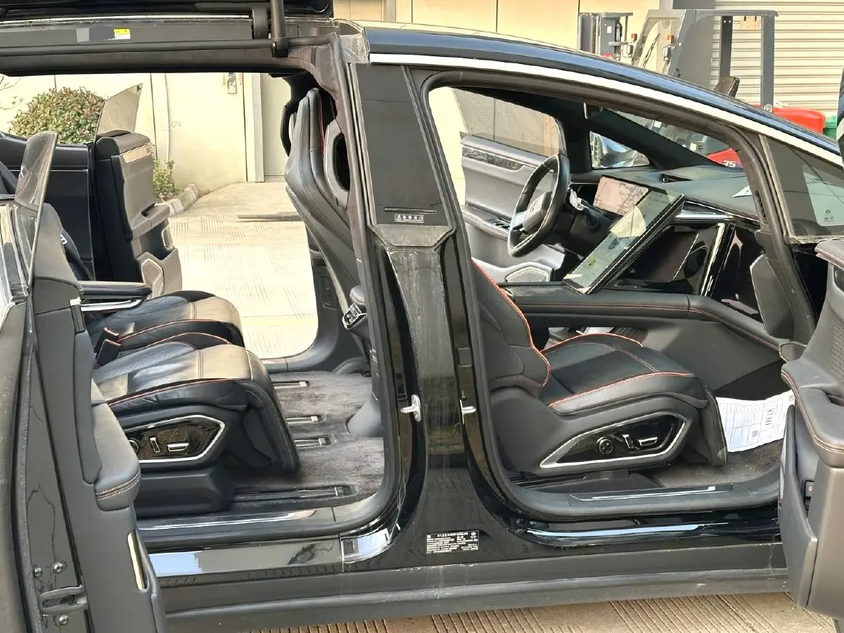 2021 HiPhi X BEV 97KWH,autocango,china used car exporter,china ev exporter,chinese used car exporter,chinese used ev exporter