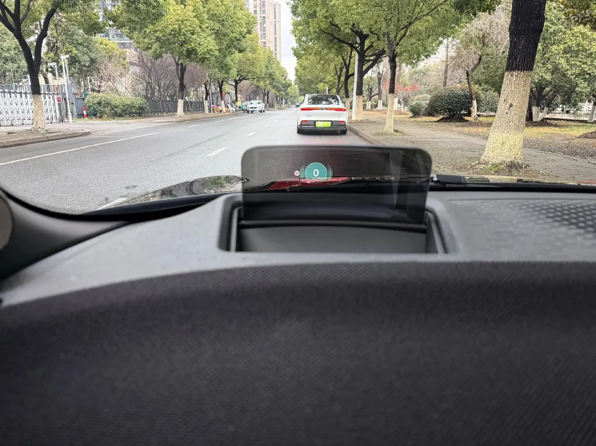 2025 MINI JCW 2.0T 231HP L4 7DCT,autocango,china used car exporter,china ev exporter,chinese used car exporter,chinese used ev exporter