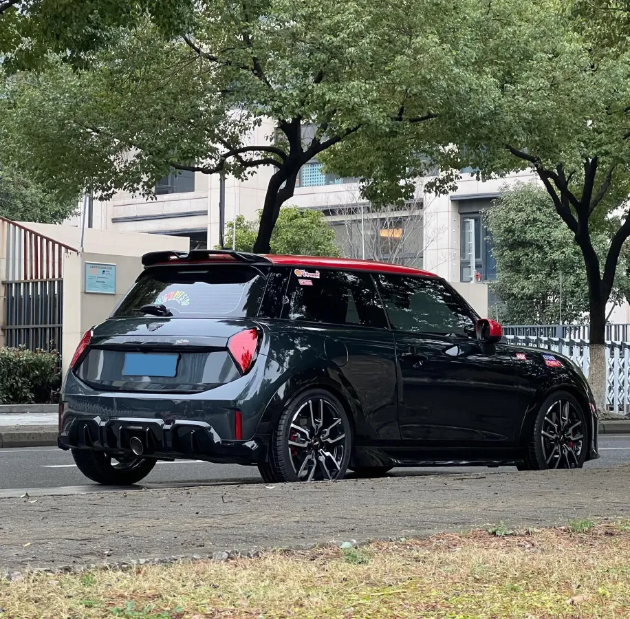 2025 MINI JCW 2.0T 231HP L4 7DCT,autocango,china used car exporter,china ev exporter,chinese used car exporter,chinese used ev exporter