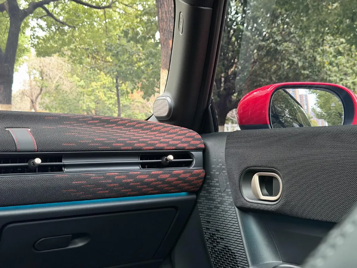 2025 MINI JCW 2.0T 231HP L4 7DCT,autocango,china used car exporter,china ev exporter,chinese used car exporter,chinese used ev exporter