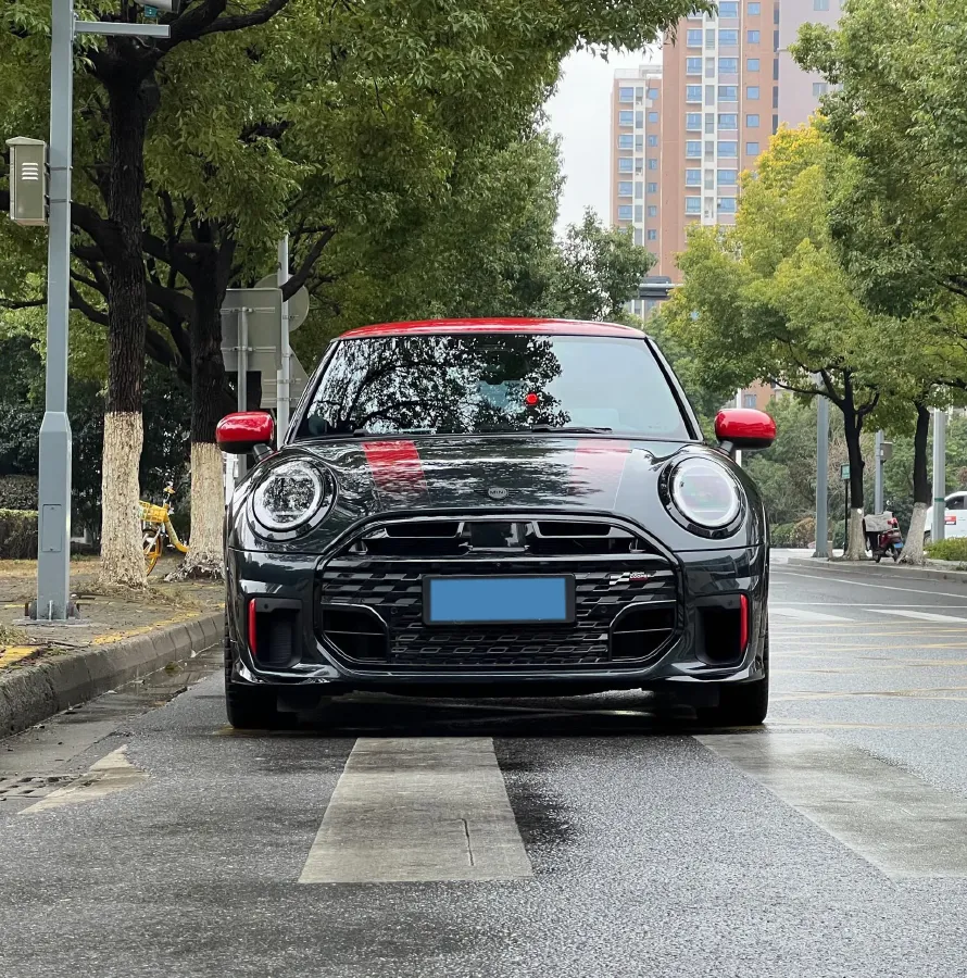 2025 MINI JCW 2.0T 231HP L4 7DCT,autocango,china used car exporter,china ev exporter,chinese used car exporter,chinese used ev exporter