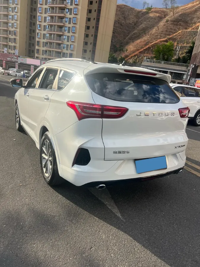 2021 Jetour X70 1.5T 156HP L4 6MT,autocango,china used car exporter,china ev exporter,chinese used car exporter,chinese used ev exporter