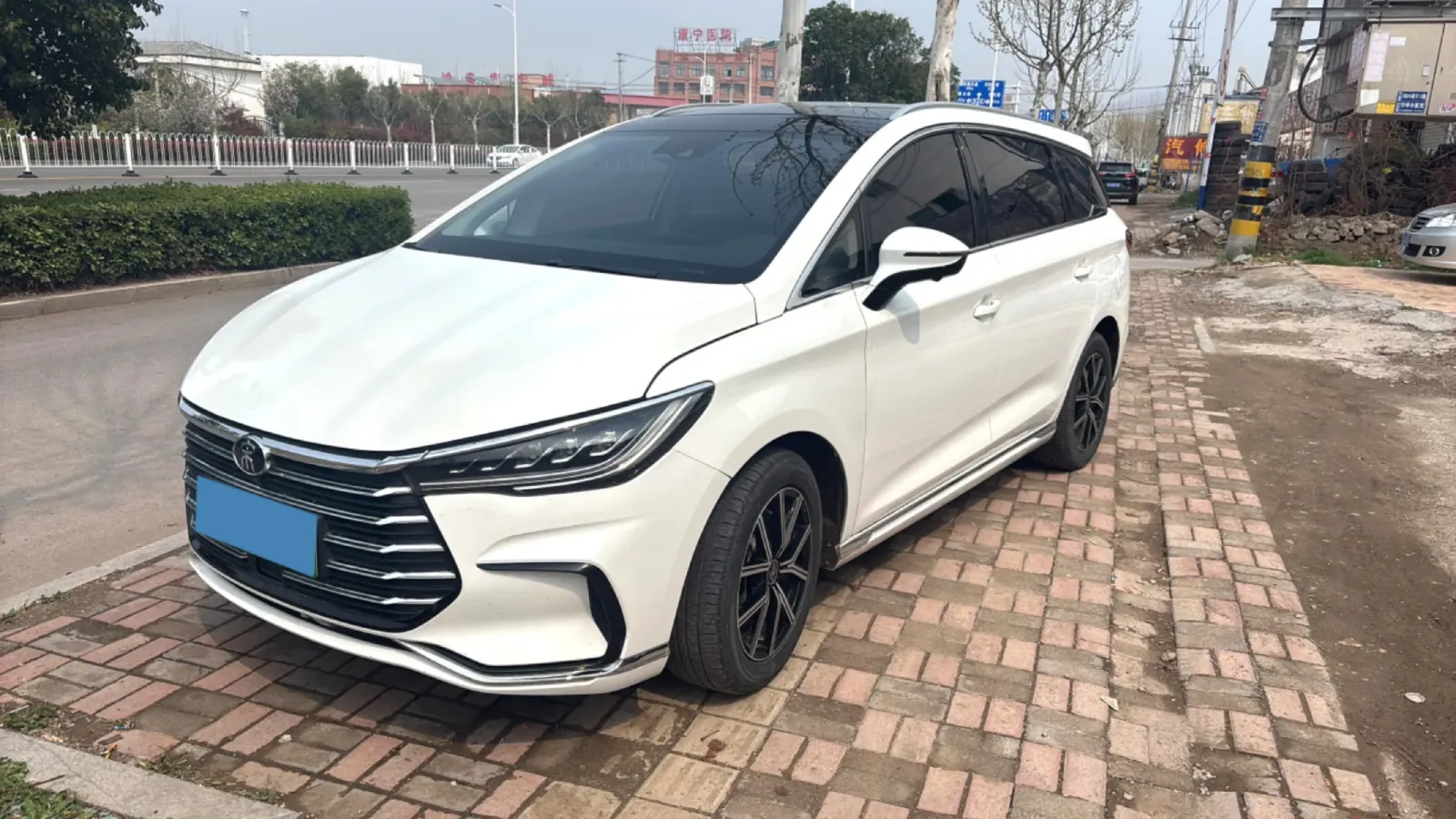2022 Exceed LXC-DM 1.5T 156HP L4 3DHT PHEV 19.27KWH,autocango,china used car exporter,china ev exporter,chinese used car exporter,chinese used ev exporter