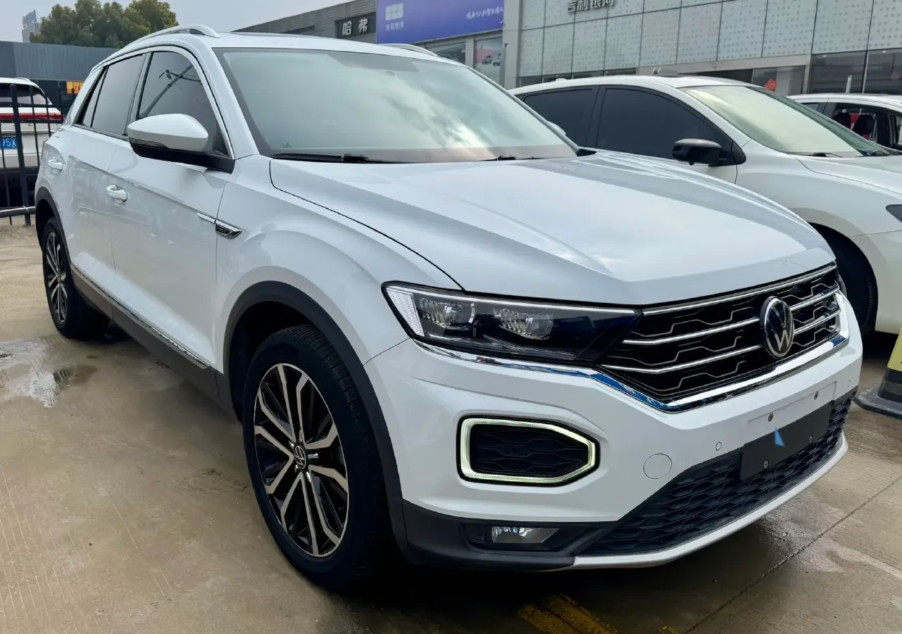 2022 Volkswagen T-Roc 1.4T 150HP L4 7DCT,autocango,china used car exporter,china ev exporter,chinese used car exporter,chinese used ev exporter