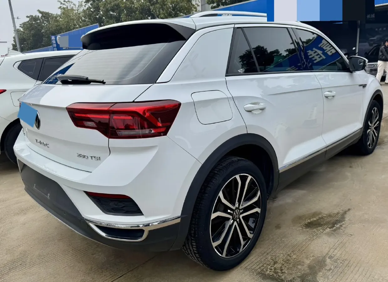2022 Volkswagen T-Roc 1.4T 150HP L4 7DCT,autocango,china used car exporter,china ev exporter,chinese used car exporter,chinese used ev exporter