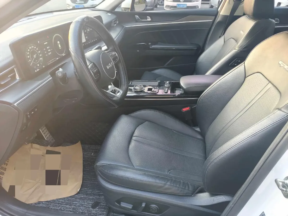 2021 Toyota Camry 2.0L 178HP L4 CVT,autocango,china used car exporter,china ev exporter,chinese used car exporter,chinese used ev exporter