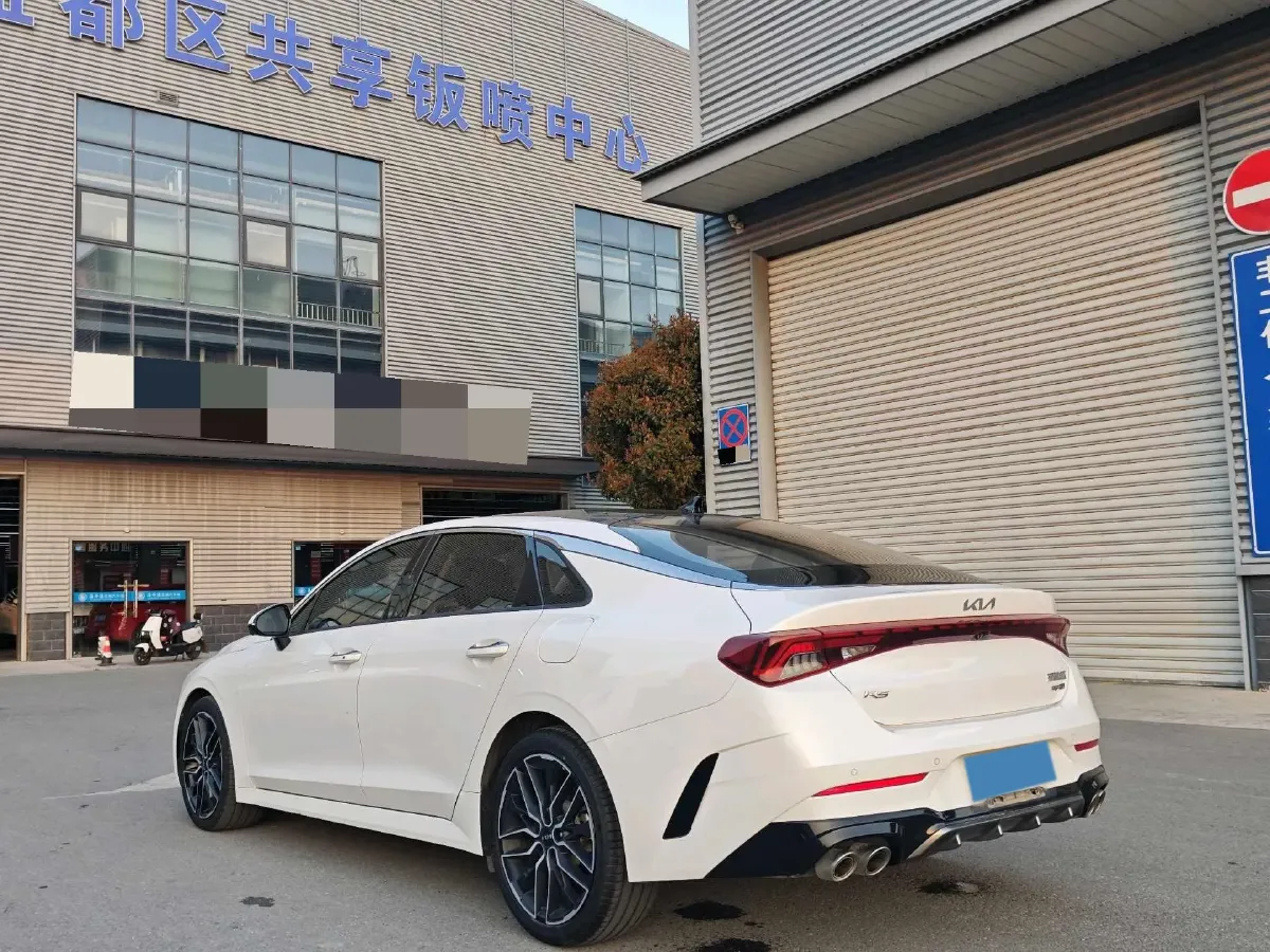 2021 Toyota Camry 2.0L 178HP L4 CVT,autocango,china used car exporter,china ev exporter,chinese used car exporter,chinese used ev exporter