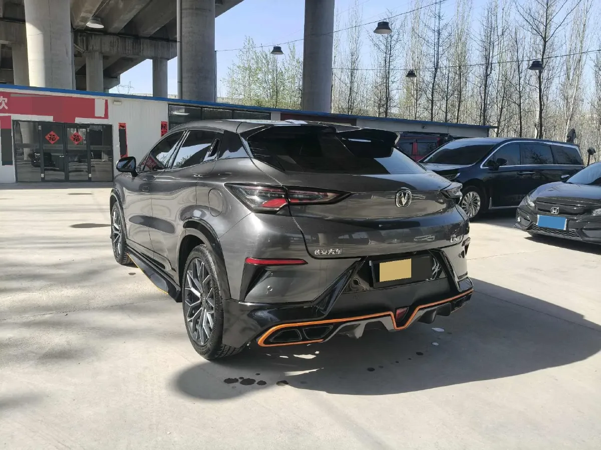 2022 ChangAn UNI-T 1.5T 188HP L4 7DCT,autocango,china used car exporter,china ev exporter,chinese used car exporter,chinese used ev exporter