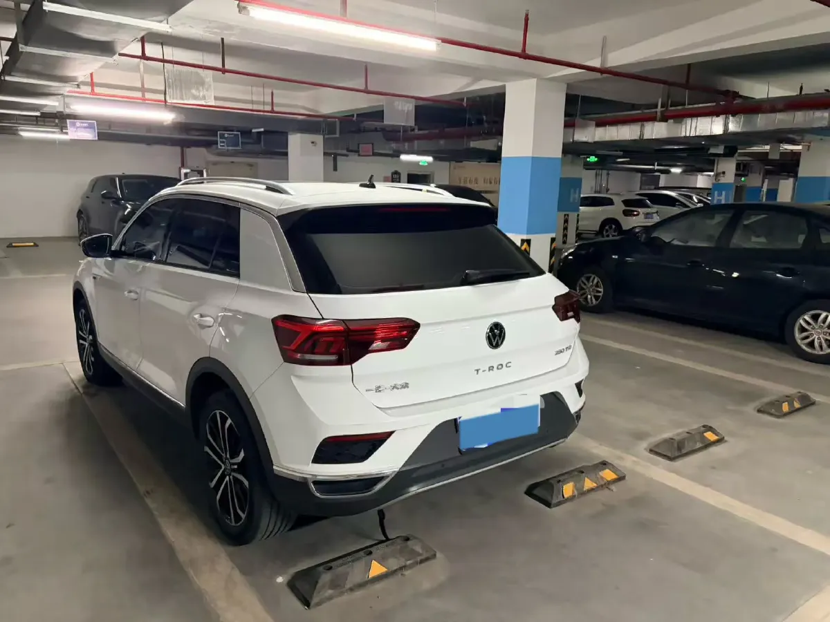 2022 Volkswagen T-Roc 1.4T 150HP L4 7DCT,autocango,china used car exporter,china ev exporter,chinese used car exporter,chinese used ev exporter