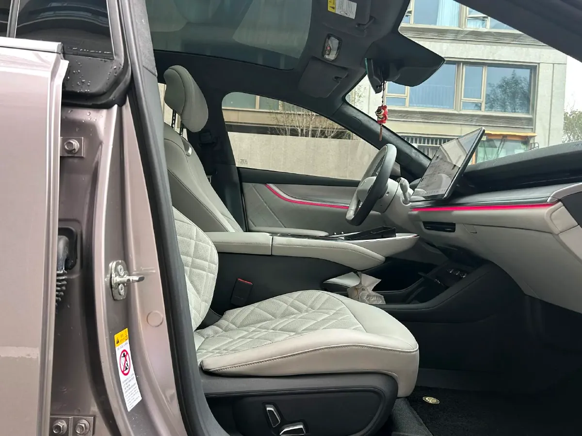 2023 ChangAn QiYuan A07 1.5L 95HP L4 REEV 28.4KWH,autocango,china used car exporter,china ev exporter,chinese used car exporter,chinese used ev exporter