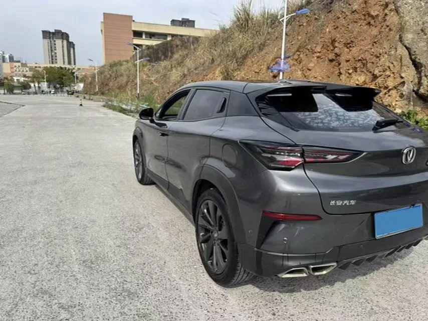 2020 ChangAn UNI-T 1.5T 180HP L4 7DCT,autocango,china used car exporter,china ev exporter,chinese used car exporter,chinese used ev exporter