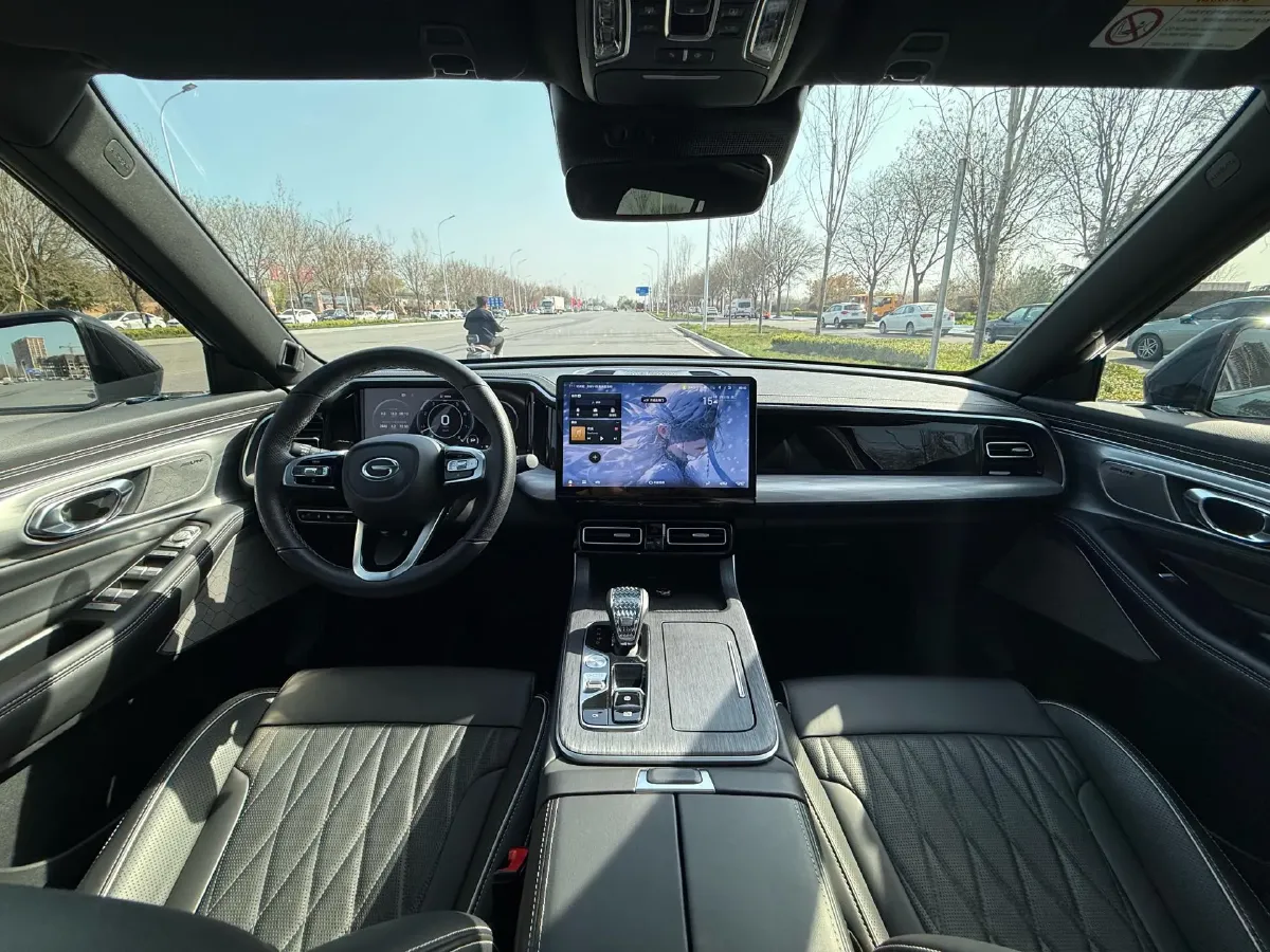 2024 GAC Trumpchi GS8 2.0T 252HP L4 8AT,autocango,china used car exporter,china ev exporter,chinese used car exporter,chinese used ev exporter