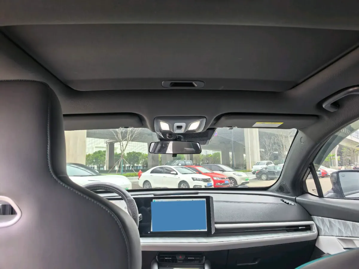 2023 ChangAn UNI-T 1.5T 188HP L4 7DCT,autocango,china used car exporter,china ev exporter,chinese used car exporter,chinese used ev exporter