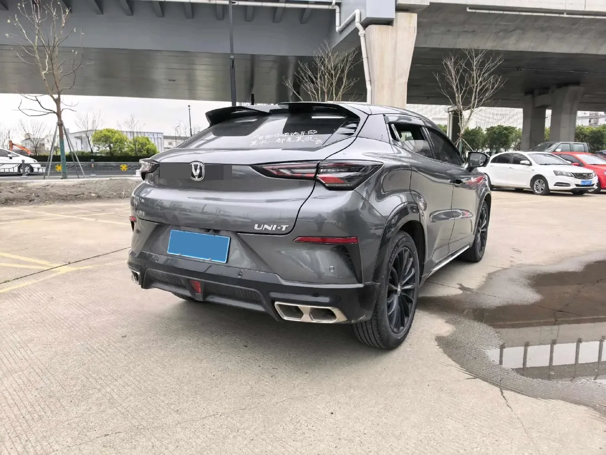 2023 ChangAn UNI-T 1.5T 188HP L4 7DCT,autocango,china used car exporter,china ev exporter,chinese used car exporter,chinese used ev exporter