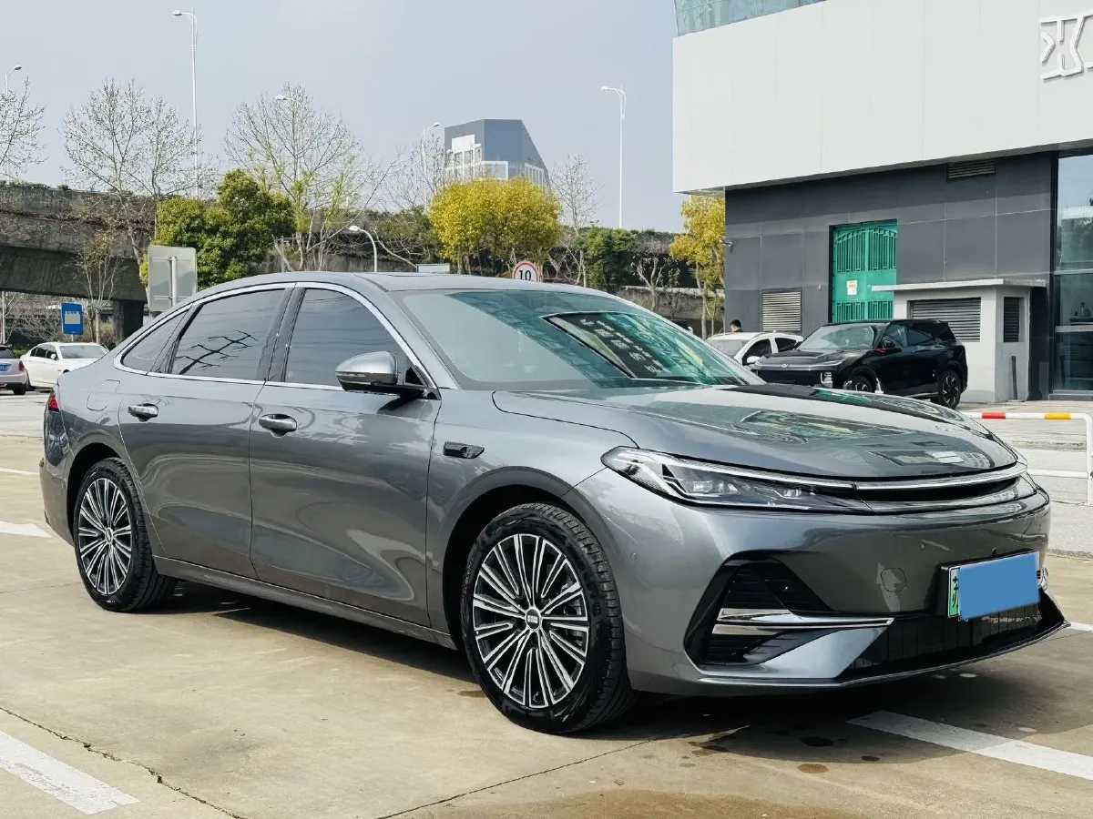2025 Geely Galaxy A7 1.5L 112HP L4 1DHT PHEV,autocango,china used car exporter,china ev exporter,chinese used car exporter,chinese used ev exporter