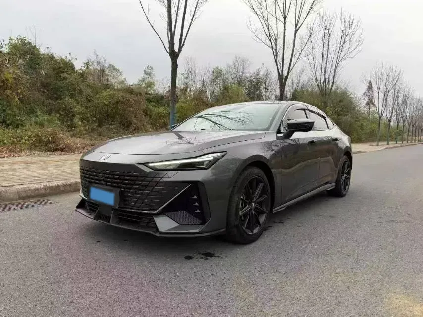 2023 ChangAn UNI-V 1.5T 188HP L4 7DCT,autocango,china used car exporter,china ev exporter,chinese used car exporter,chinese used ev exporter