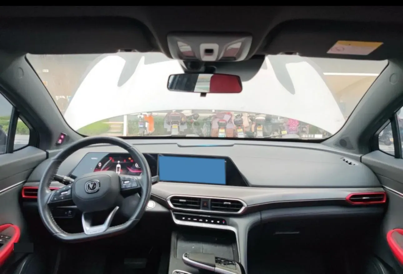 2020 ChangAn UNI-T 1.5T 180HP L4 7DCT,autocango,china used car exporter,china ev exporter,chinese used car exporter,chinese used ev exporter