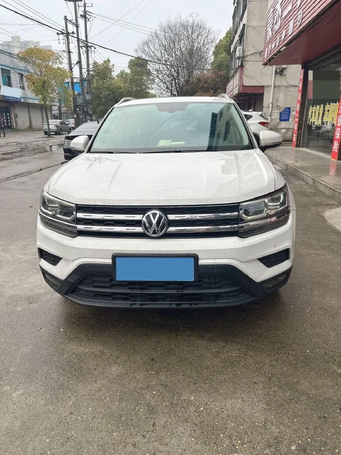 2019 MINI MINI 1.5T 102HP L3 7DCT,autocango,china used car exporter,china ev exporter,chinese used car exporter,chinese used ev exporter