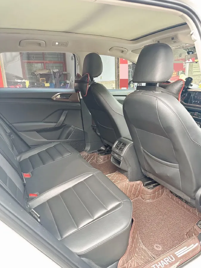 2019 MINI MINI 1.5T 102HP L3 7DCT,autocango,china used car exporter,china ev exporter,chinese used car exporter,chinese used ev exporter