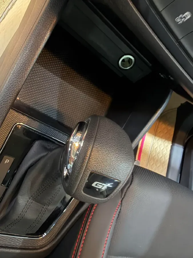 2023 Skoda Kamiq 1.5L 109HP L4 6AT,autocango,china used car exporter,china ev exporter,chinese used car exporter,chinese used ev exporter