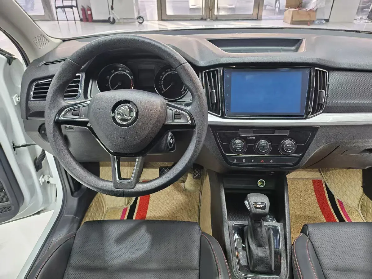 2023 Skoda Kamiq 1.5L 109HP L4 6AT,autocango,china used car exporter,china ev exporter,chinese used car exporter,chinese used ev exporter