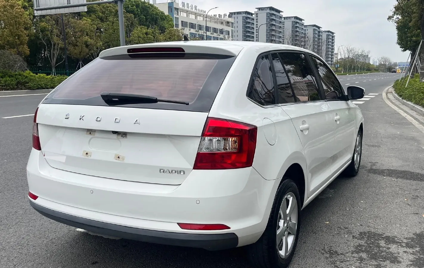 2019 Skoda Rapid Spaceback 1.5L 112HP L4 6AT,autocango,china used car exporter,china ev exporter,chinese used car exporter,chinese used ev exporter