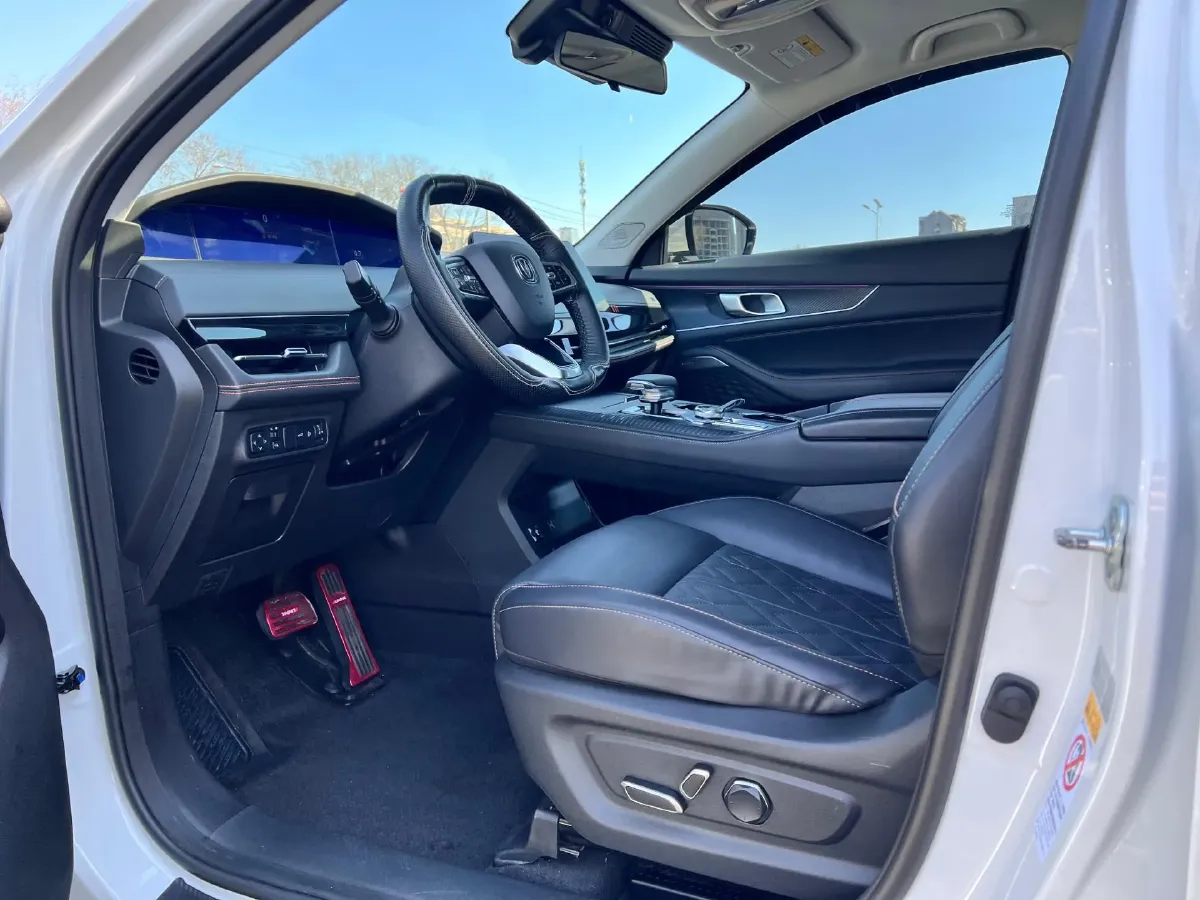 2021 ChangAn UNI-K 2.0T 233HP L4 8AT,autocango,china used car exporter,china ev exporter,chinese used car exporter,chinese used ev exporter