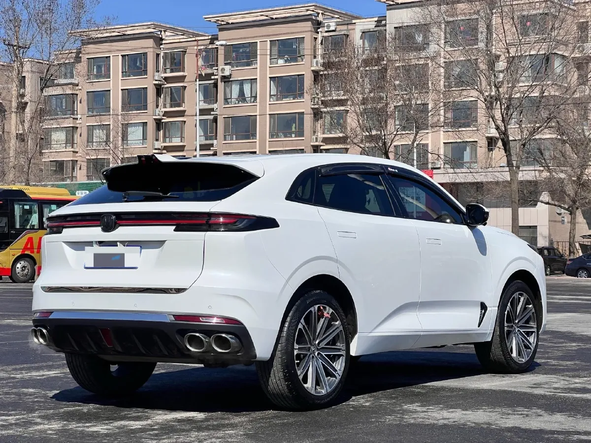 2021 ChangAn UNI-K 2.0T 233HP L4 8AT,autocango,china used car exporter,china ev exporter,chinese used car exporter,chinese used ev exporter