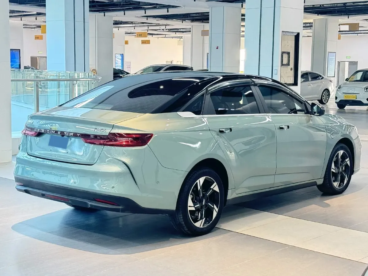 2022 Ruichi Auto ED71 BEV 60.152KWH,autocango,china used car exporter,china ev exporter,chinese used car exporter,chinese used ev exporter