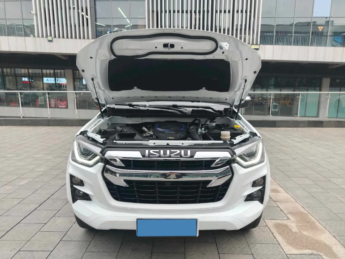 2021 Isuzu D-MAX 1.9T 163HP L4 6AT,autocango,china used car exporter,china ev exporter,chinese used car exporter,chinese used ev exporter