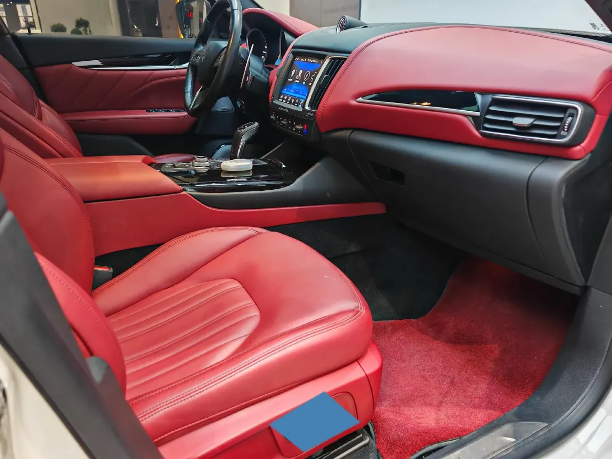 2019 Maserati Levante 3.0T 350HP V6 8AT,autocango,china used car exporter,china ev exporter,chinese used car exporter,chinese used ev exporter