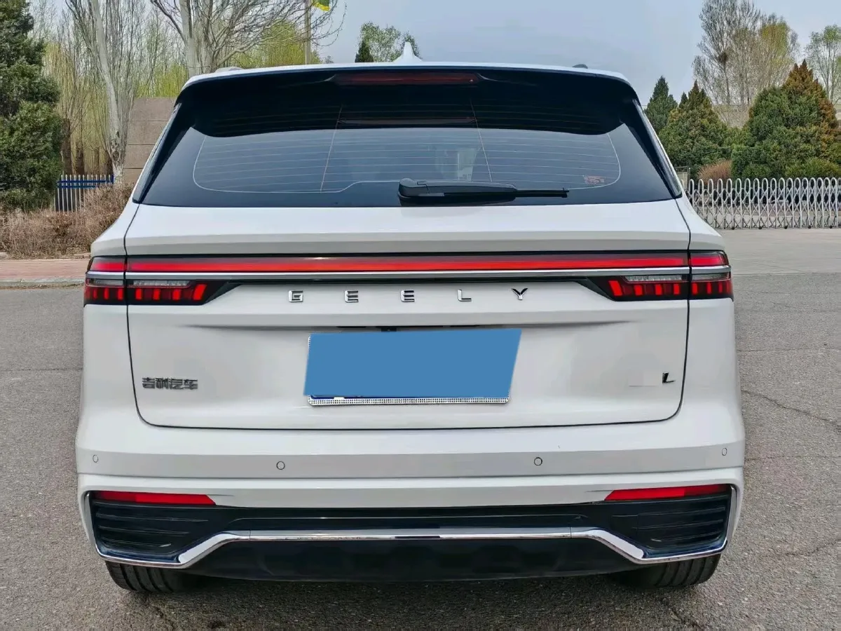 2024 Geely Monjaro 2.0T 218HP L4 7DCT,autocango,china used car exporter,china ev exporter,chinese used car exporter,chinese used ev exporter