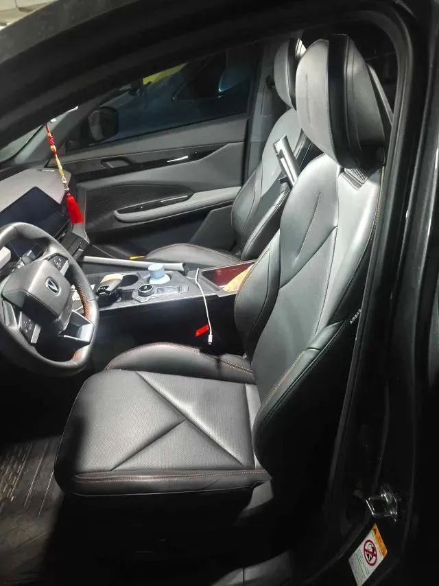 2022 ChangAn UNI-V 1.5T 188HP L4 7DCT,autocango,china used car exporter,china ev exporter,chinese used car exporter,chinese used ev exporter