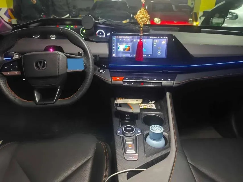 2022 ChangAn UNI-V 1.5T 188HP L4 7DCT,autocango,china used car exporter,china ev exporter,chinese used car exporter,chinese used ev exporter