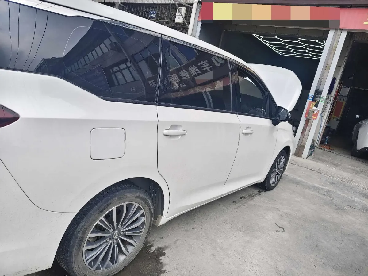 2021 GAC Trumpchi M6 1.5T 169HP L4 7DCT,autocango,china used car exporter,china ev exporter,chinese used car exporter,chinese used ev exporter